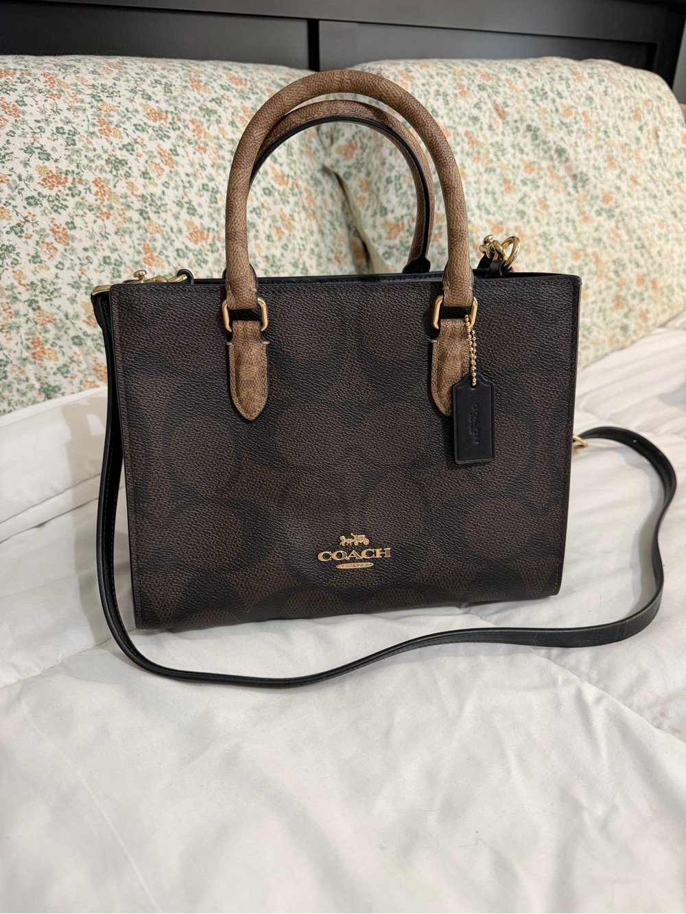 Coach Maggie Blocked Signature Canvas Tote
